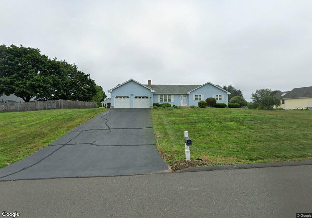 54 Wren Rd, Suffield, CT 06078 - photo 1