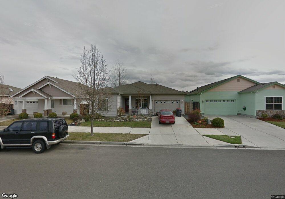 871 S Haskell St, Central Point, OR 97502 - photo 1