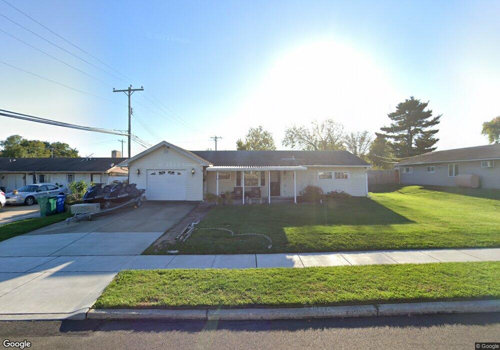 5 Balsam Rd, Levittown, PA 19057 - photo 1