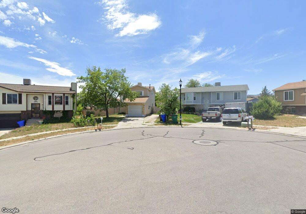 5571 W Snowdrop Place, West Jordan, UT 84081 - photo 1