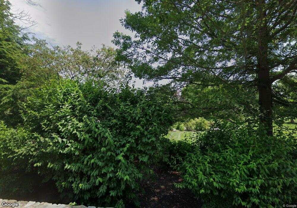 700 Clapboardtree St, Westwood, MA 02090 - photo 1