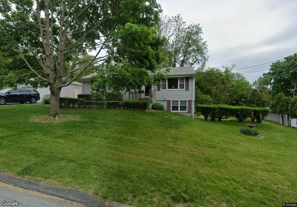 9 Lewis St, Groton, CT 06340 - photo 1
