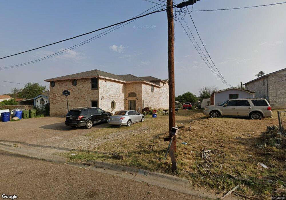 504 Galveston St, Laredo, TX 78040 - photo 1