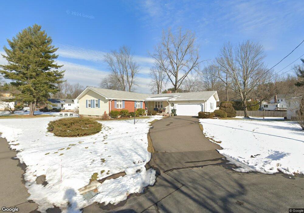 80 Vardon Rd, West Hartford, CT 06117 - photo 1