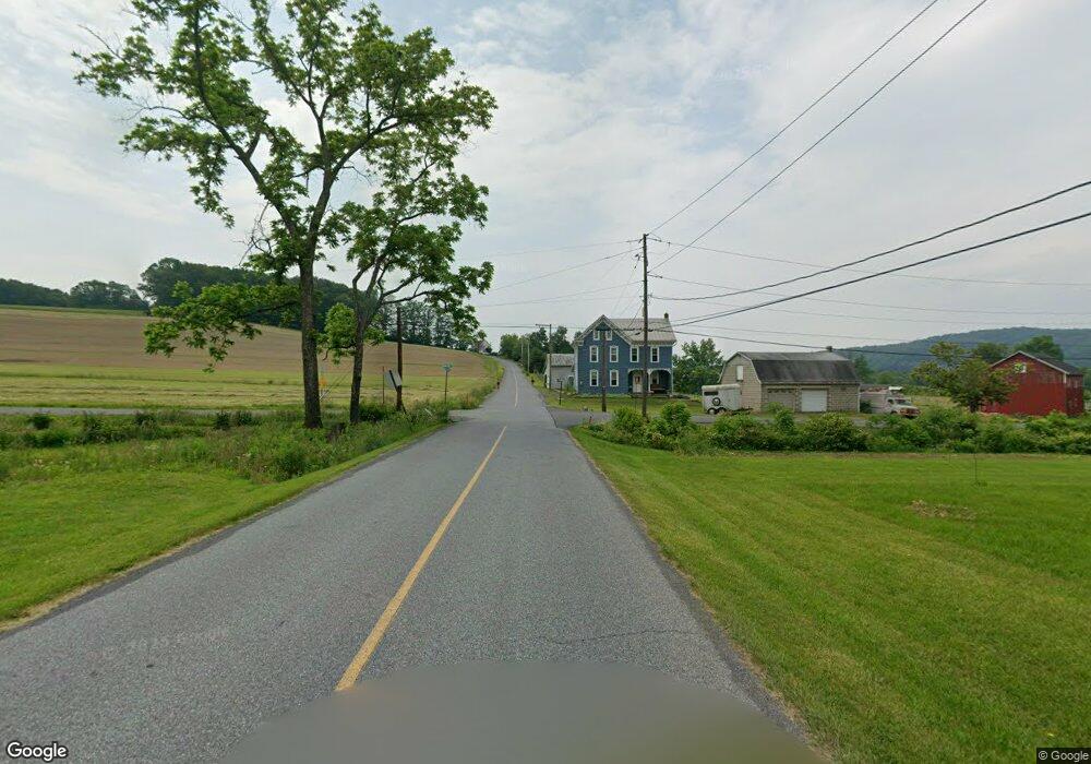 558 Lake Frnt Dr, Auburn, PA 17922 - photo 1