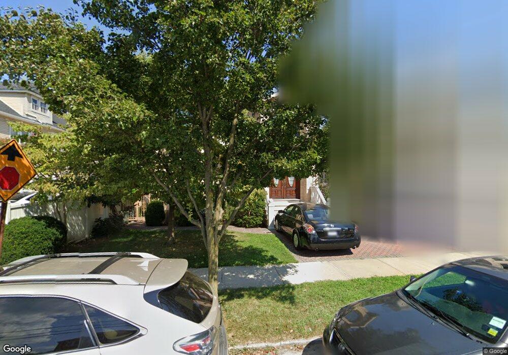 3621 215th St, Flushing, NY 11361 - photo 1