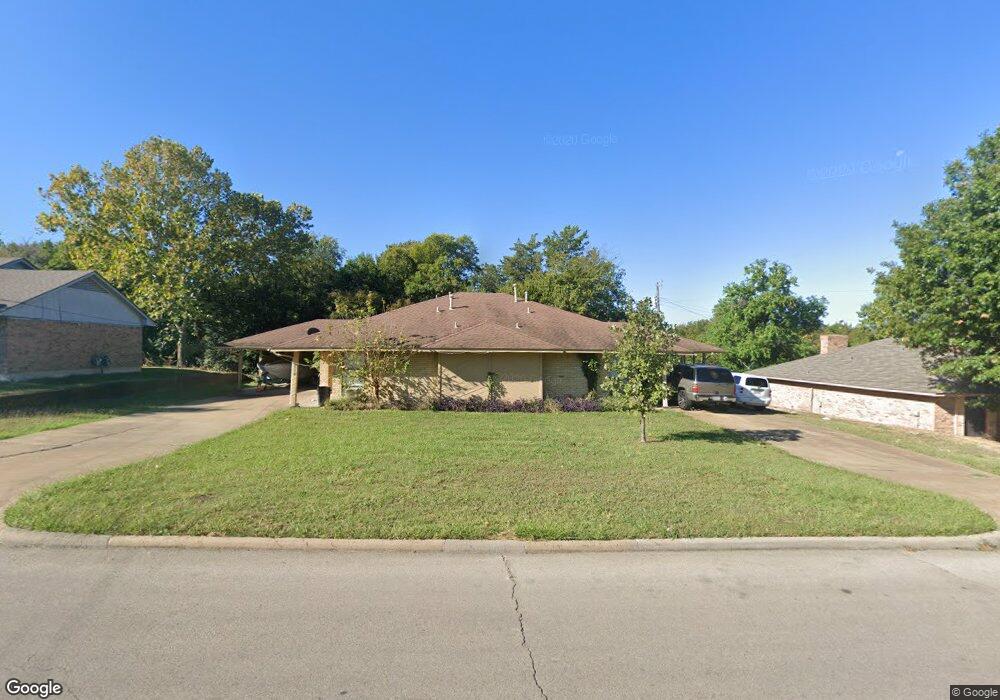 1009 N Clay St, Ennis, TX 75119 - photo 1