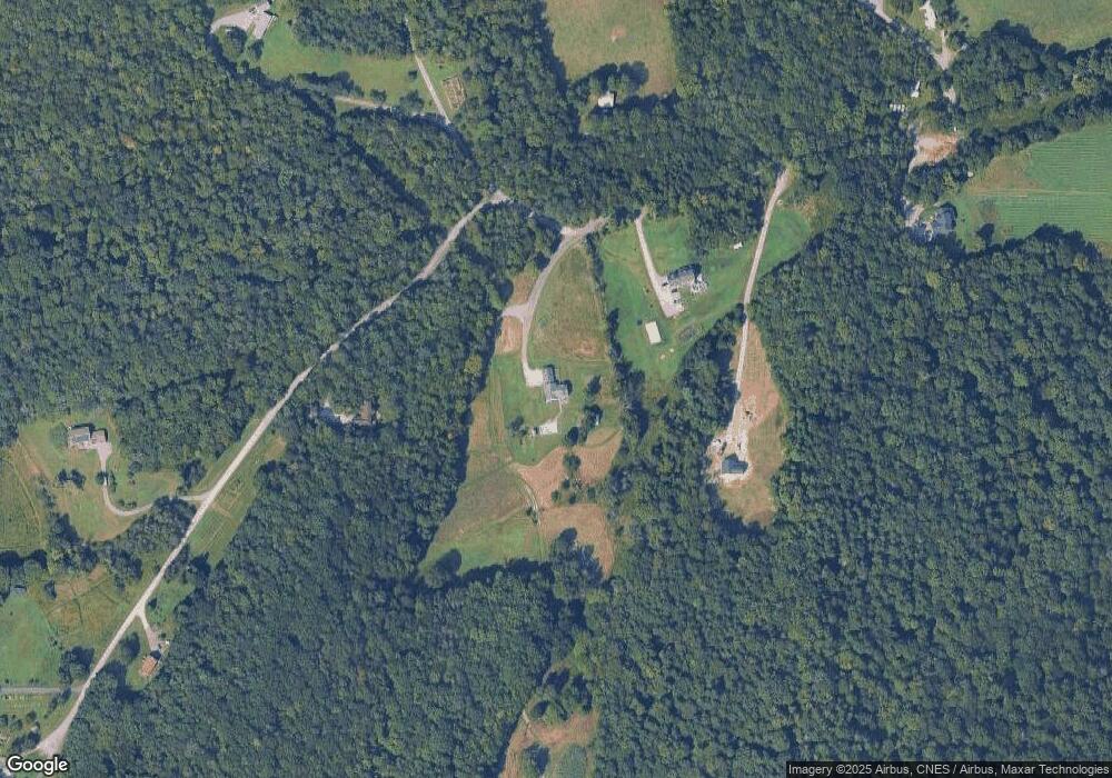 128 Wagner Rd, Fairfax, VT 05454 - photo 1