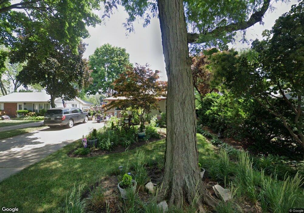 2104 Swan Ln, Rolling Meadows, IL 60008 - photo 1