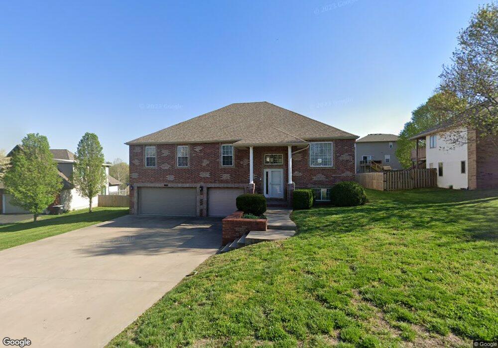 1518 W Stagecoach Ct, Nixa, MO 65714 - photo 1