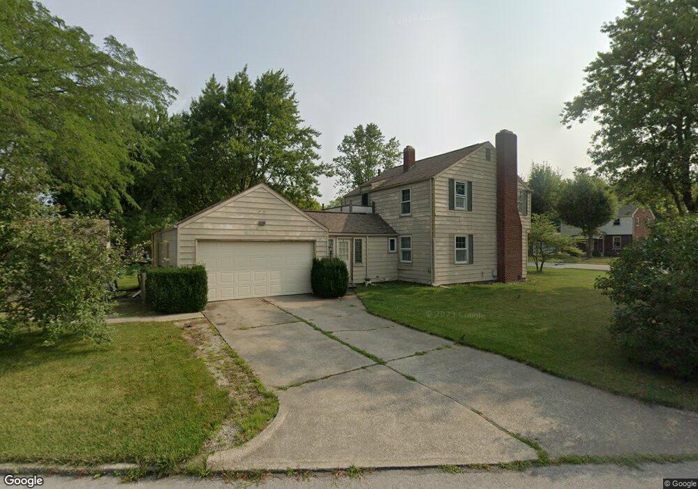 306 Pine Rd, Woodville, OH 43469 - photo 1