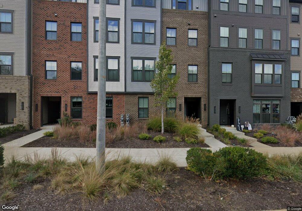 13240 Woodland Park Rd, Herndon, VA 20171 - photo 1