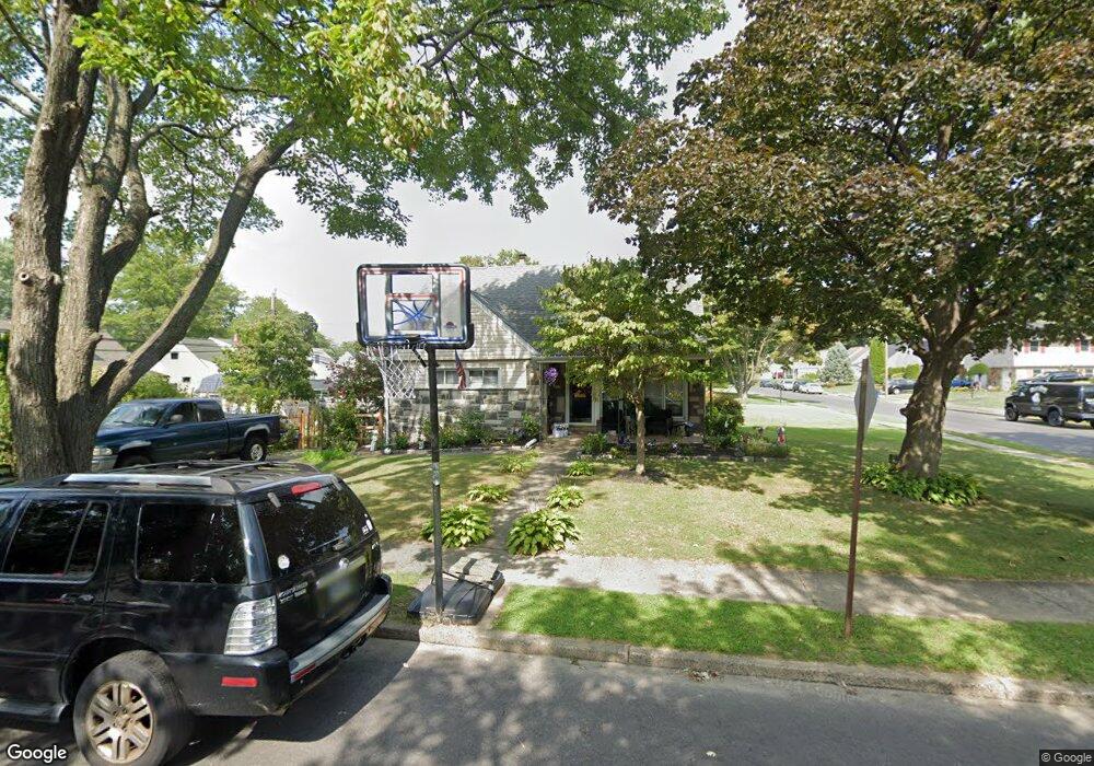 615 Ashurst Ave, Secane, PA 19018 - photo 1