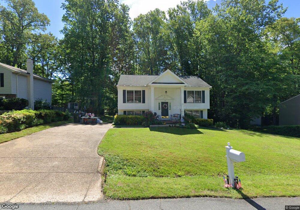 11105 Surry Woods Ct, Fredericksburg, VA 22407 - photo 1