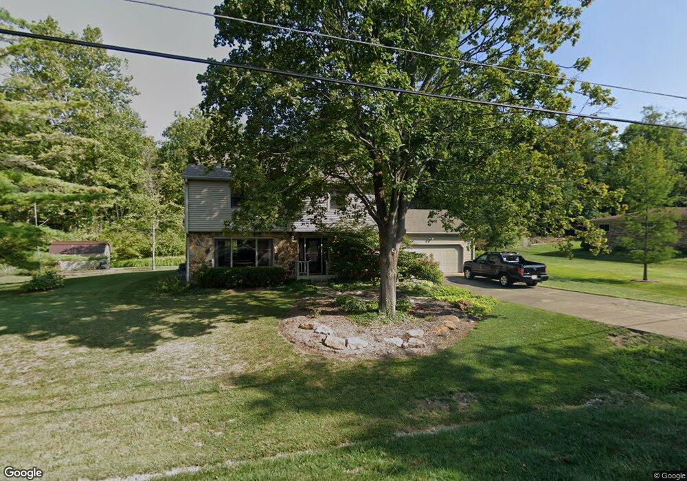 9926 Raintree Dr N, Columbus, IN 47201 - photo 1