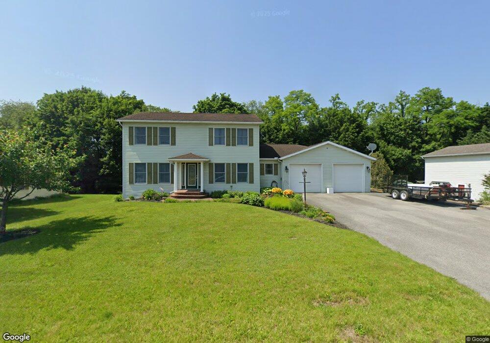 1549 Mark Dr, Chambersburg, PA 17201 - photo 1