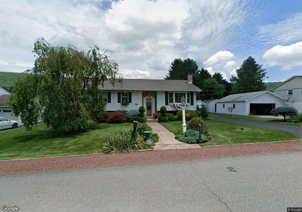 22 Spruce St, Ashland, PA 17921 - photo 1