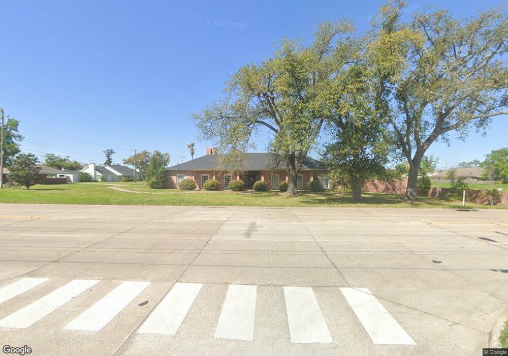3440 Lake St, Lake Charles, LA 70605 - photo 1