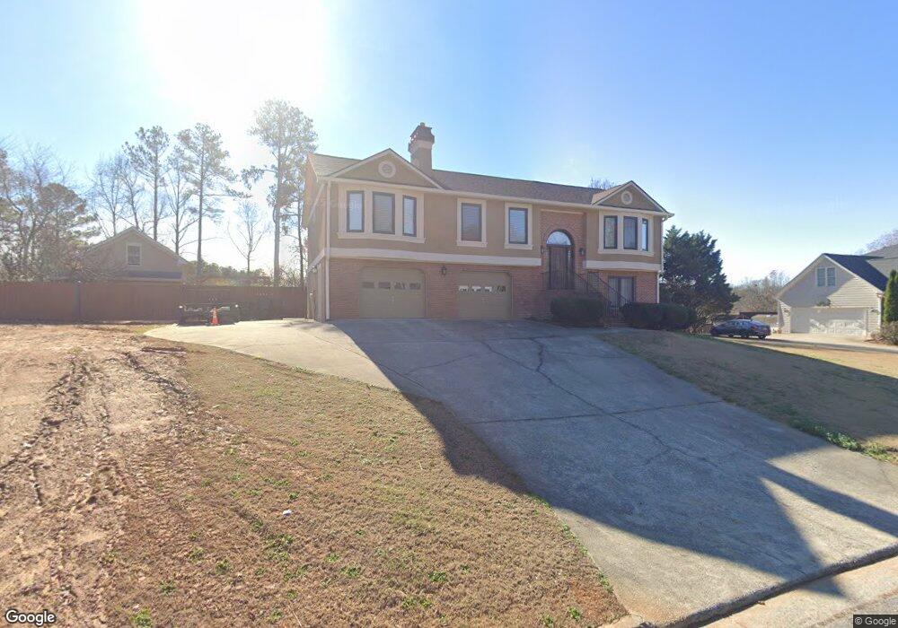 3707 Victoria Dr, Buford, GA 30519 - photo 1