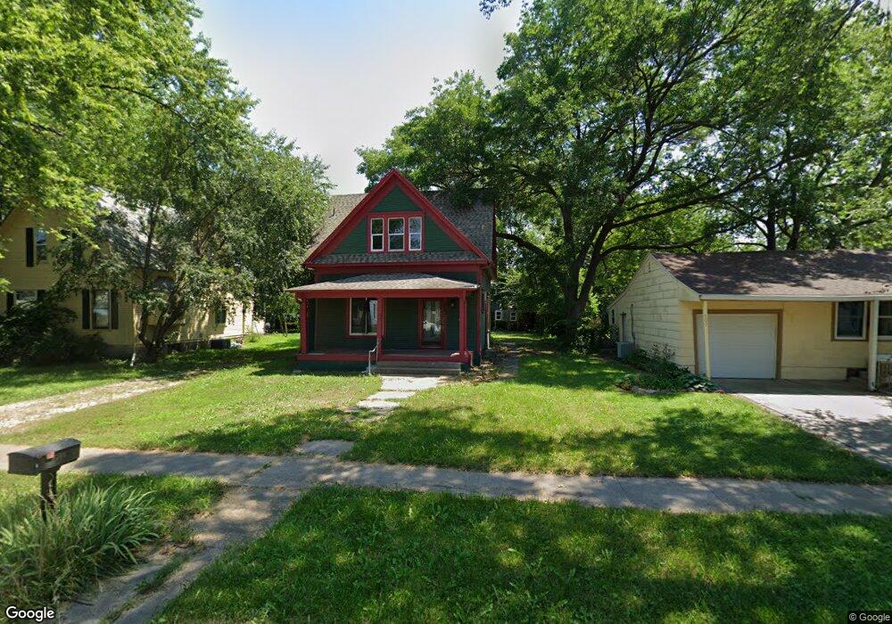 703 Maple St, Shenandoah, IA 51601 - photo 1