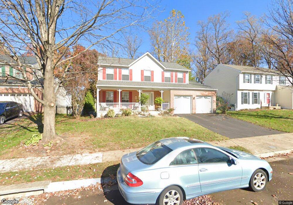 5607 Kallan Ct, Halethorpe, MD 21227 - photo 1