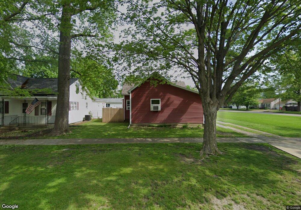 2704 Shelby Ave, Mattoon, IL 61938 - photo 1