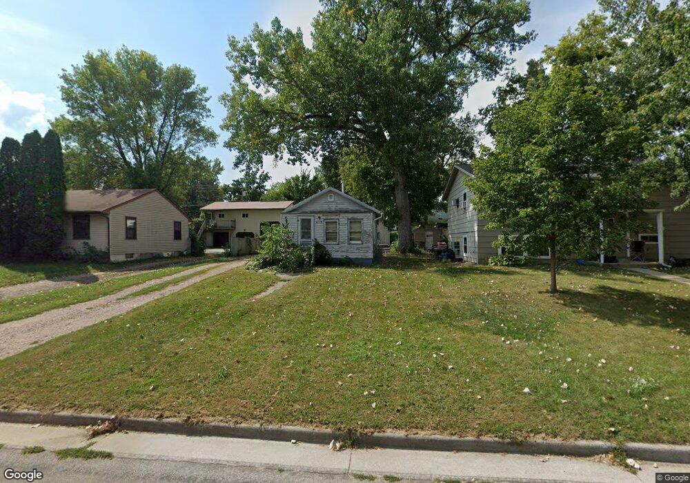 819 N Spring St, New Ulm, MN 56073 - photo 1