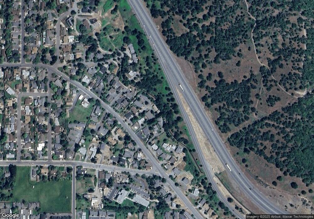 1670 NE Foothill Blvd, Grants Pass, OR 97526 - photo 1