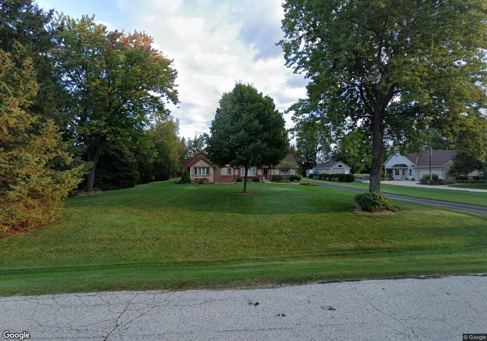 N75W16060 Colony Rd, Menomonee Falls, WI 53051 - photo 1