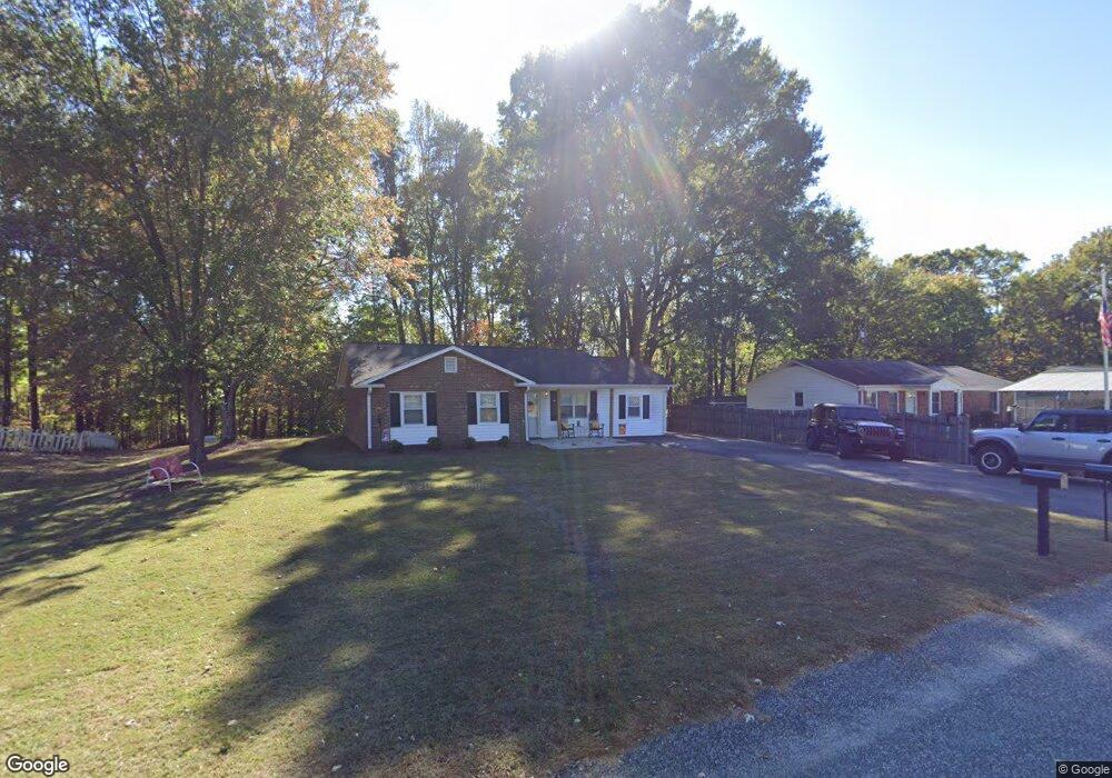 352 Weatherford Dr, King, NC 27021 - photo 1