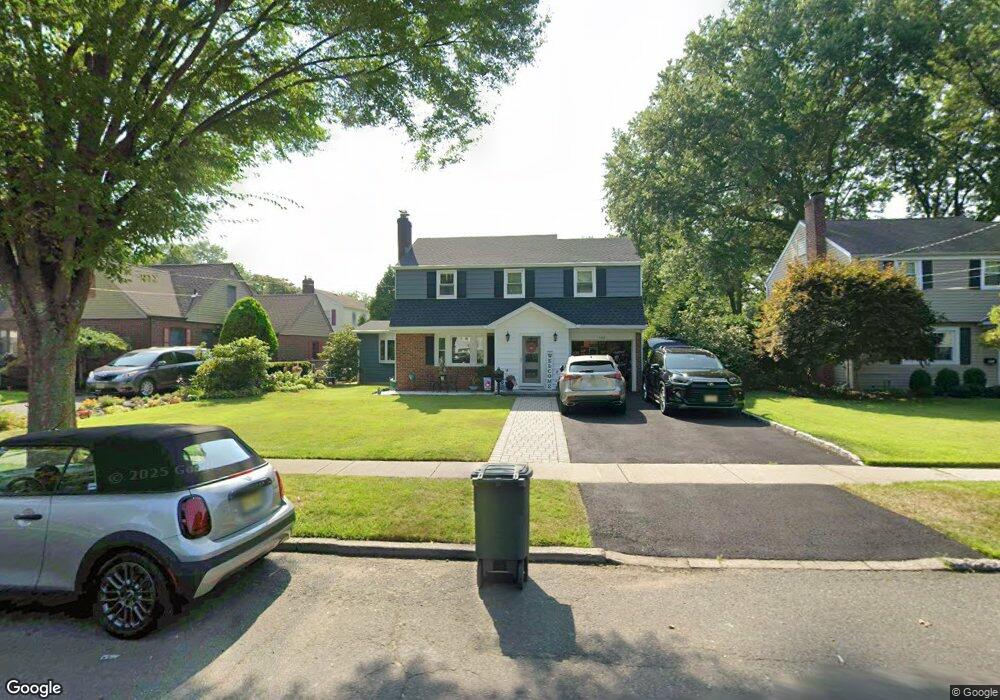 593 Bogert Rd, River Edge, NJ 07661 - photo 1