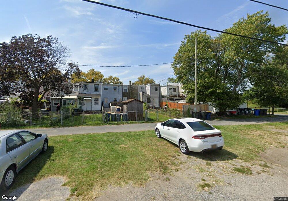 730 Center St, New Castle, DE 19720 - photo 1