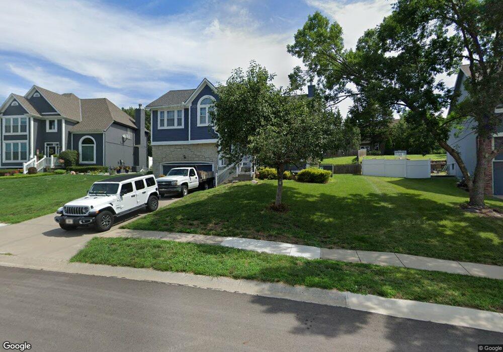 13412 W 56th Place, Shawnee, KS 66216 - photo 1