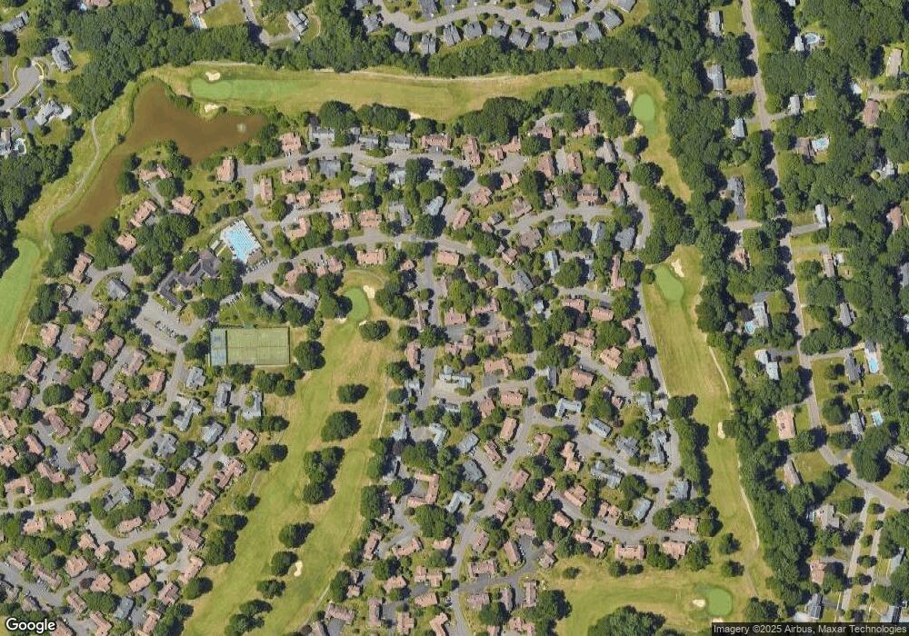 568 Oneida Ln unit A, Stratford, CT 06614 - photo 1