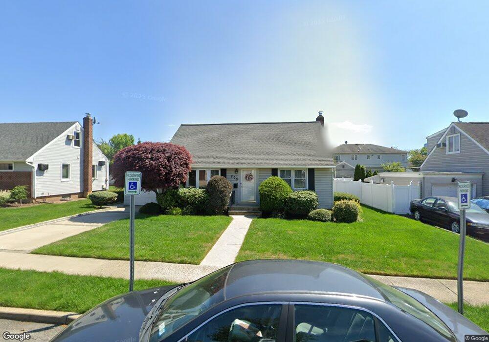 809 Barbara Blvd, Franklin Square, NY 11010 - photo 1