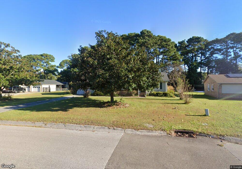 118 Disney Dr, Wilmington, NC 28409 - photo 1