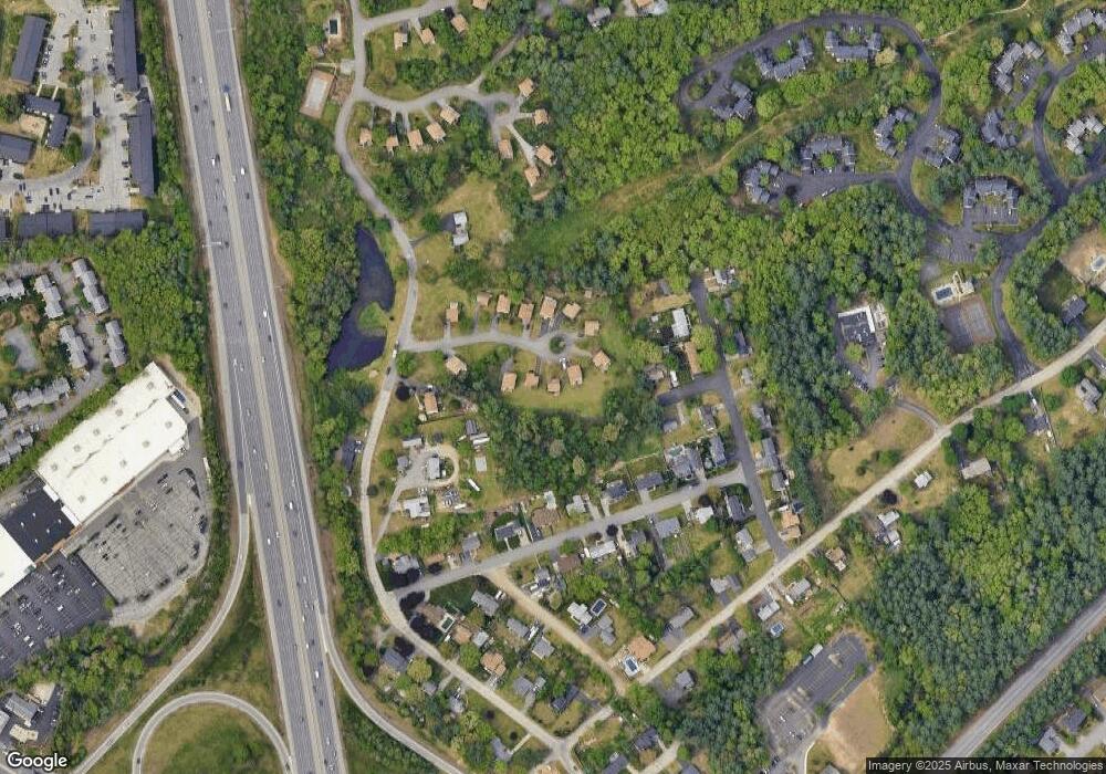 4 Ryan Way, Nashua, NH 03064 - photo 1