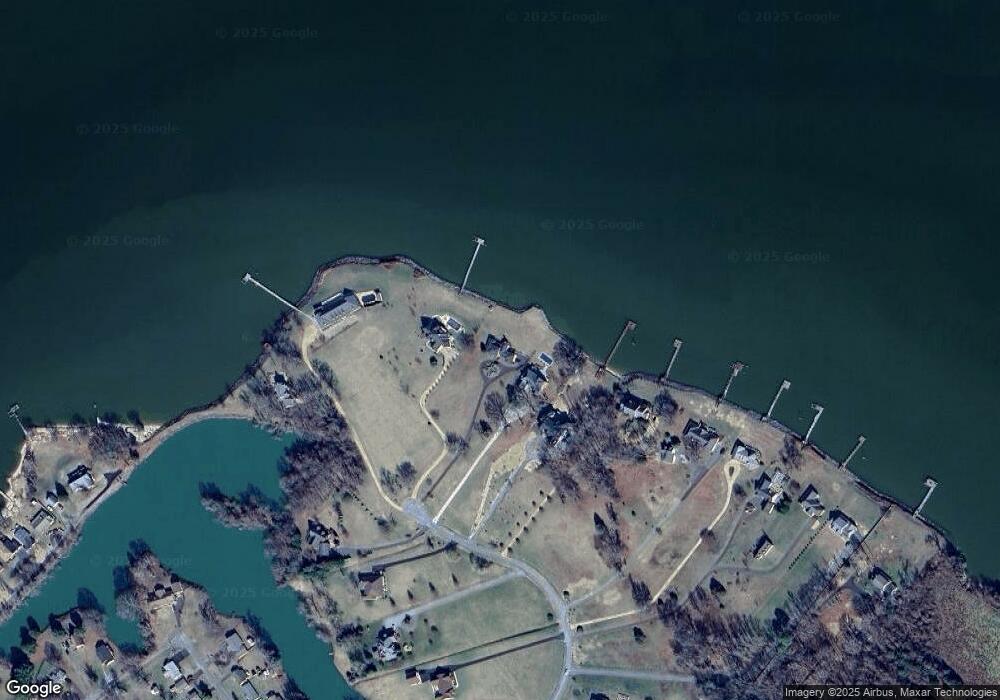 324 Church Point Ln, Colonial Beach, VA 22443 - photo 1