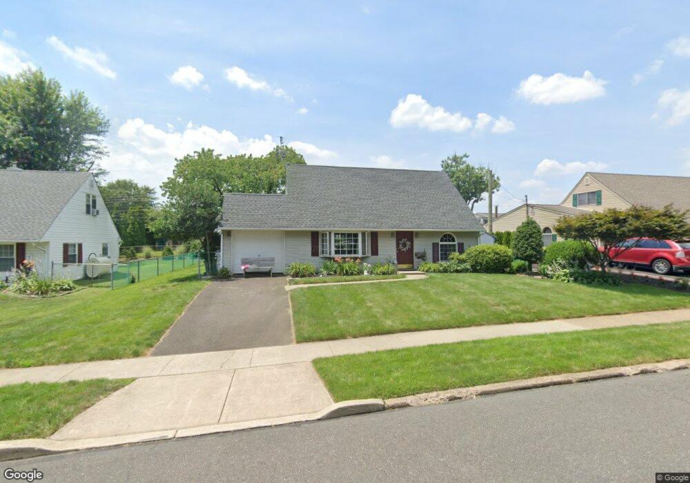 47 Crystal Rd, Levittown, PA 19057 - photo 1