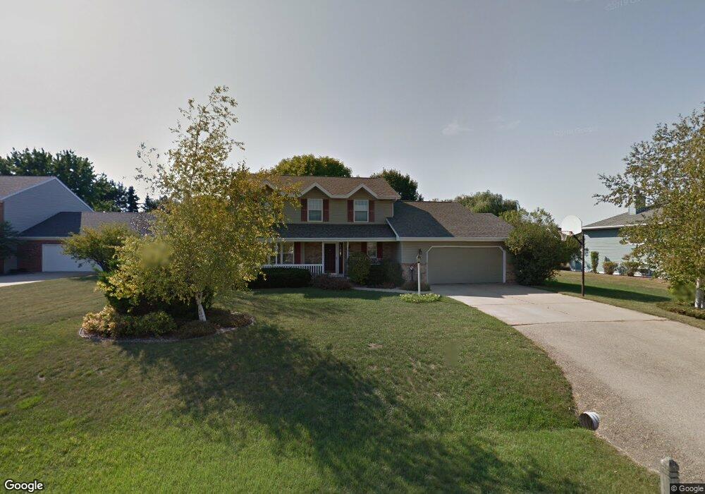 W2819 Crestwood Ct, Appleton, WI 54915 - photo 1