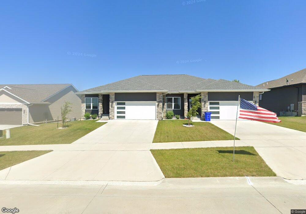 15 Lazy Brook Dr, West Branch, IA 52358 - photo 1