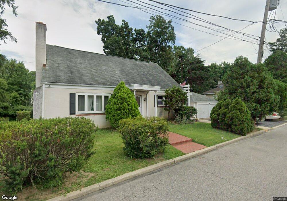 446 2nd Ave, Folsom, PA 19033 - photo 1