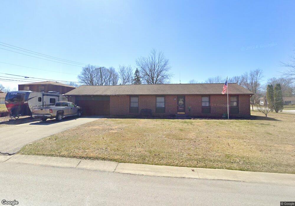 911 Kenny Ln, Marysville, OH 43040 - photo 1