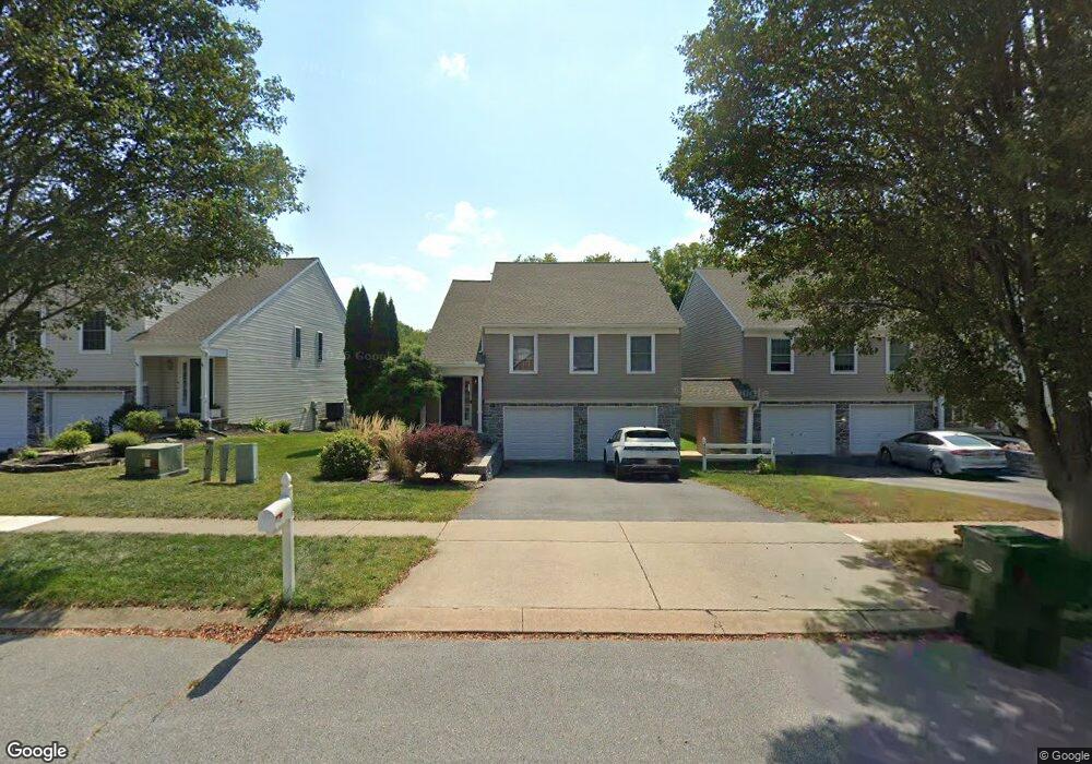 4049 Parkside Ct, Mount Joy, PA 17552 - photo 1