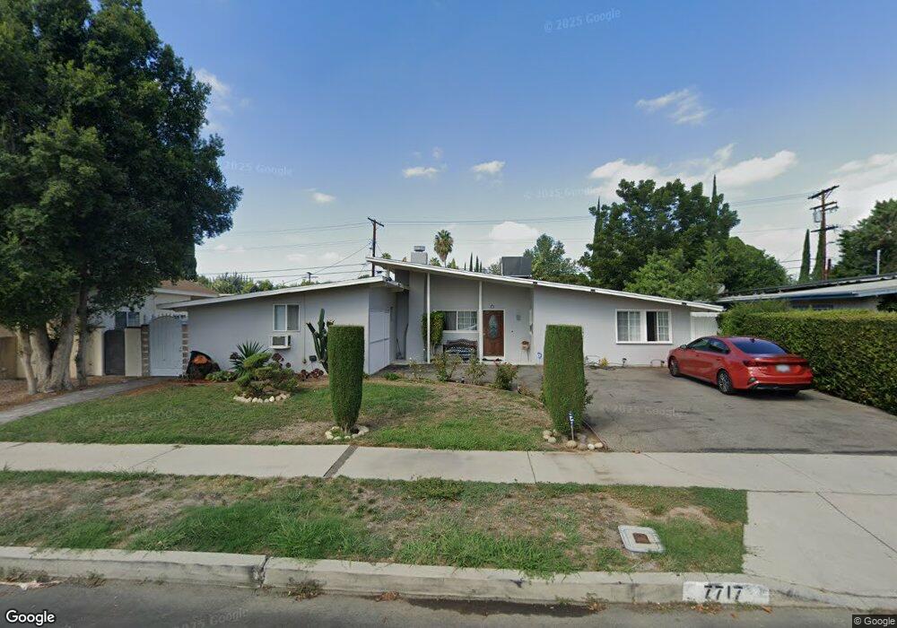 7717 Bothwell Rd, Reseda, CA 91335 - photo 1