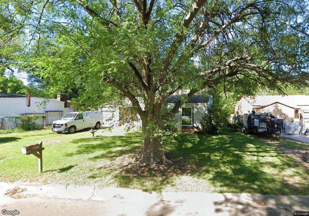 809 Singapore Dr, Wake Village, TX 75501 - photo 1