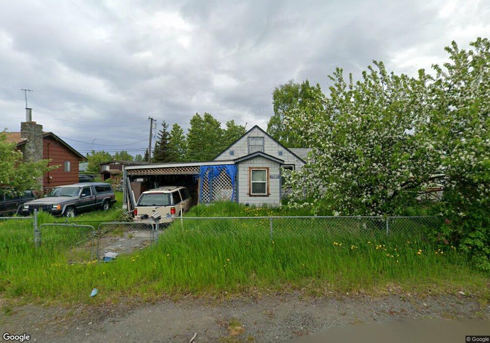 2307 Lincoln Ave, Anchorage, AK 99517 - photo 1