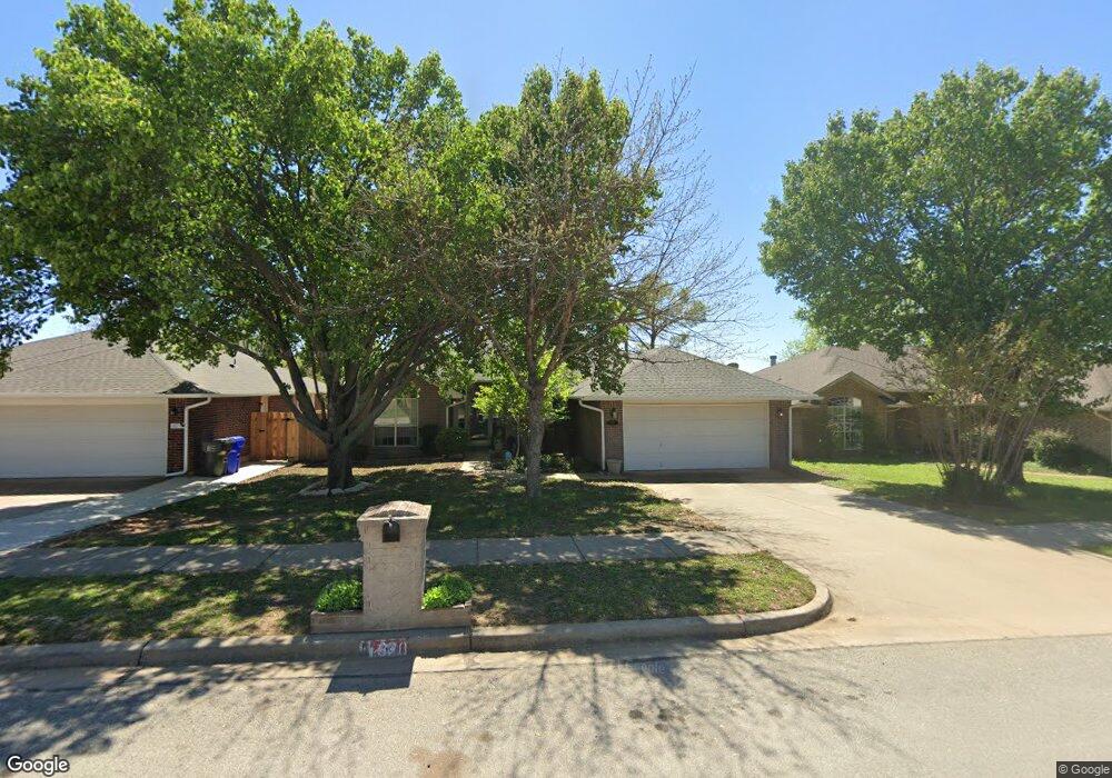 920 Goshawk Dr, Norman, OK 73072 - photo 1