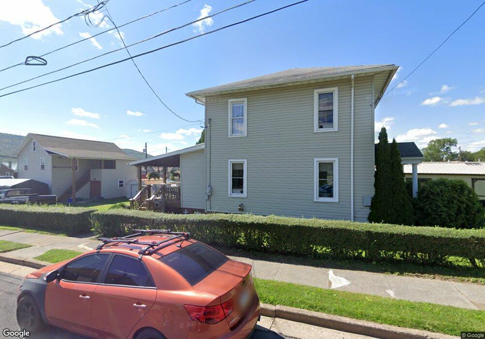 902 W 3rd St, Lock Haven, PA 17745 - photo 1