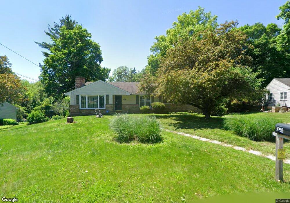 18 Old Farms Rd, Poughkeepsie, NY 12603 - photo 1